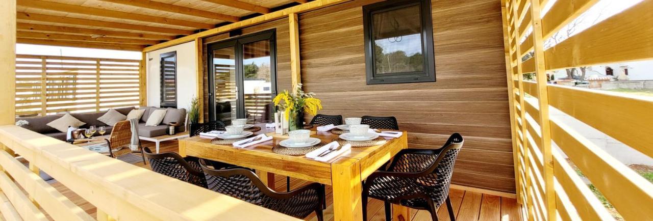 Mobilehome Elena Premium With Pool, Istria Banjole Εξωτερικό φωτογραφία