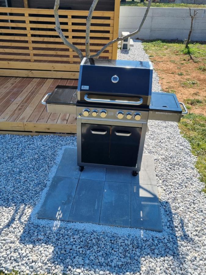 Mobilehome Elena Premium With Pool, Istria Banjole Εξωτερικό φωτογραφία
