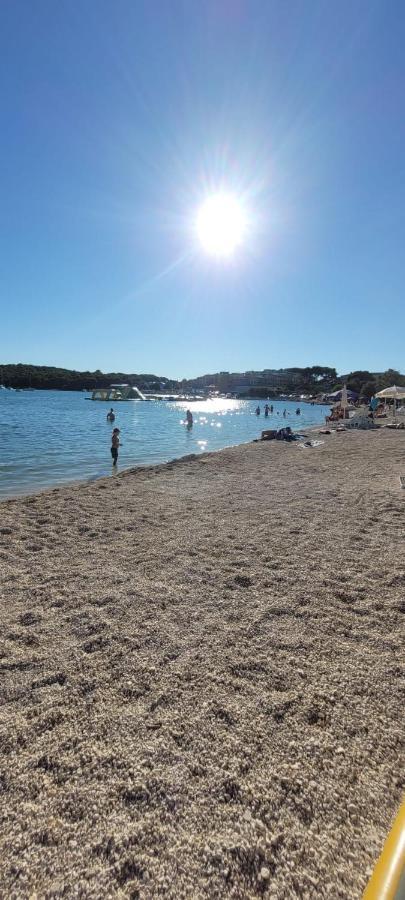 Mobilehome Elena Premium With Pool, Istria Banjole Εξωτερικό φωτογραφία