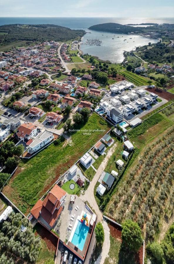 Mobilehome Elena Premium With Pool, Istria Banjole Εξωτερικό φωτογραφία