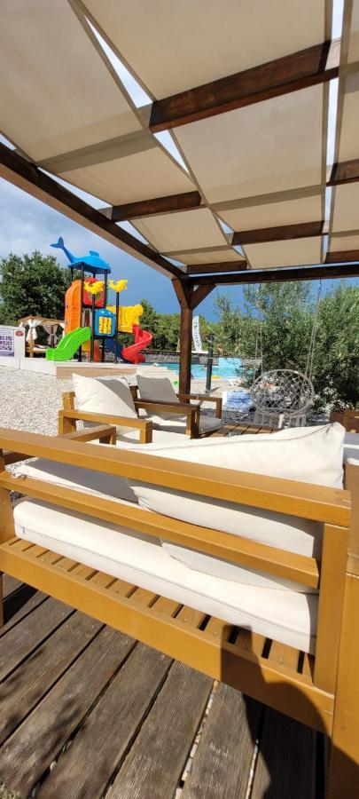Mobilehome Elena Premium With Pool, Istria Banjole Εξωτερικό φωτογραφία